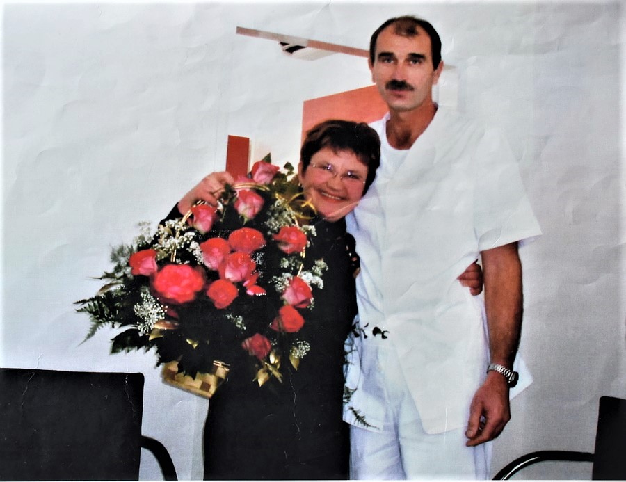 1. Marija Lovric sa ravnateljem Doma zdravlja Vinkom Maticem