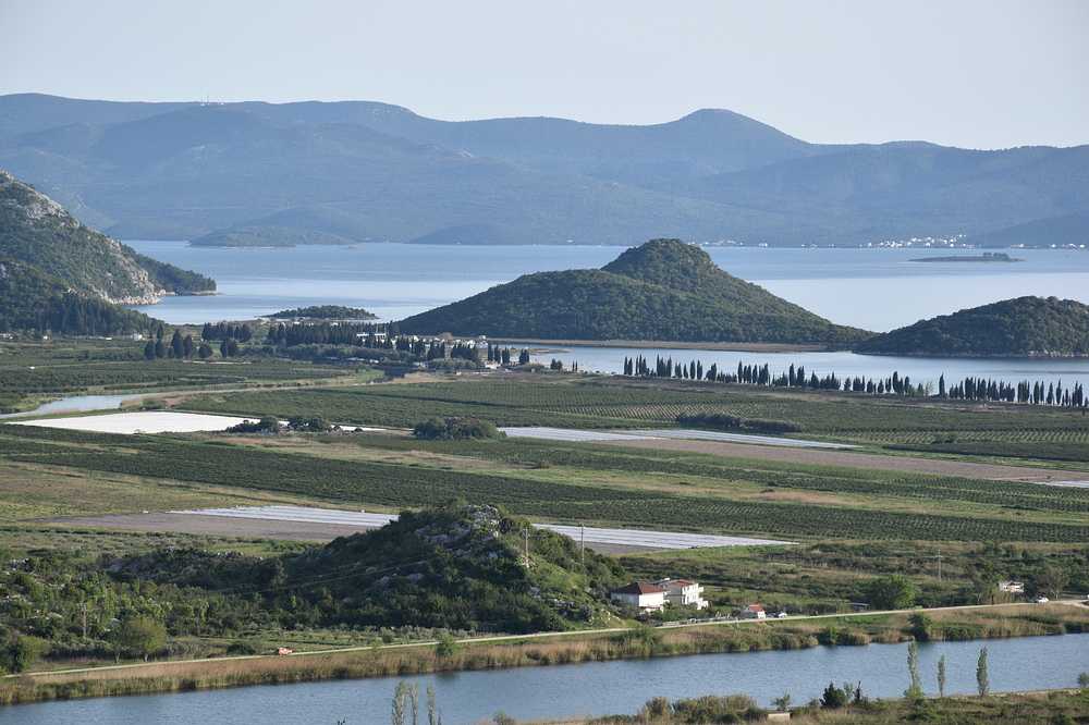 Stižu milijuni, ali sateliti gledaju jeste li pokosili na vrijeme? Ako niste nema potpora. Ovo su uvjeti za isplatu!