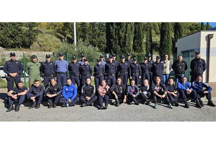 Završen 126. tečaj granične policije u smještajno-obučnom centru granične policije „Mladost“ u Kuparima