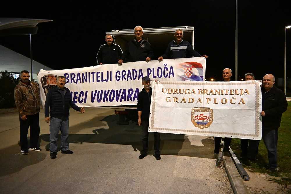 „Branitelji Ploča – djeci Vukovara“ – prikupljeno 9 tona mandarina za Grad heroj