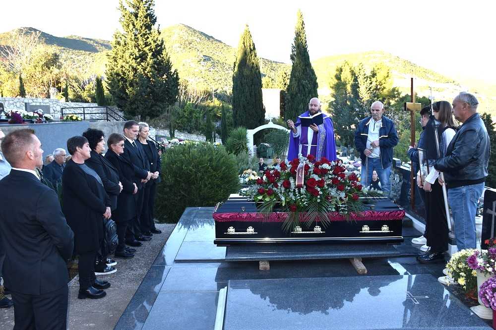 Pokopana Kata Šunjić udova Miljenka, rođena Glamuzina