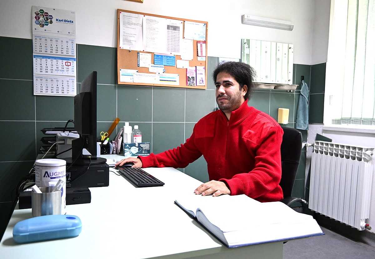 DR. ABDULADHIM SULIMAN ABI: Mladi Liječnik iz Tripolija došao raditi u Ploče. Pročitajte njegove prve impresije.