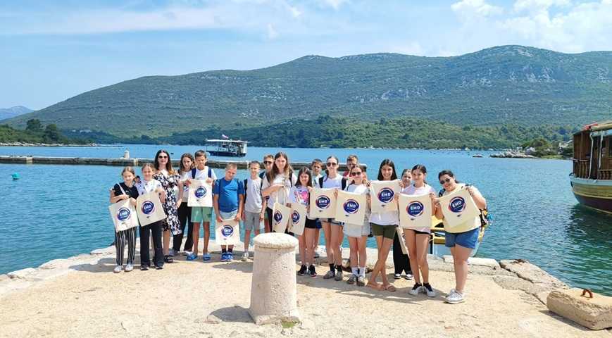Petaši iz Opuzena obilježili Europski dan pomorstva u Malostonskom zaljevu