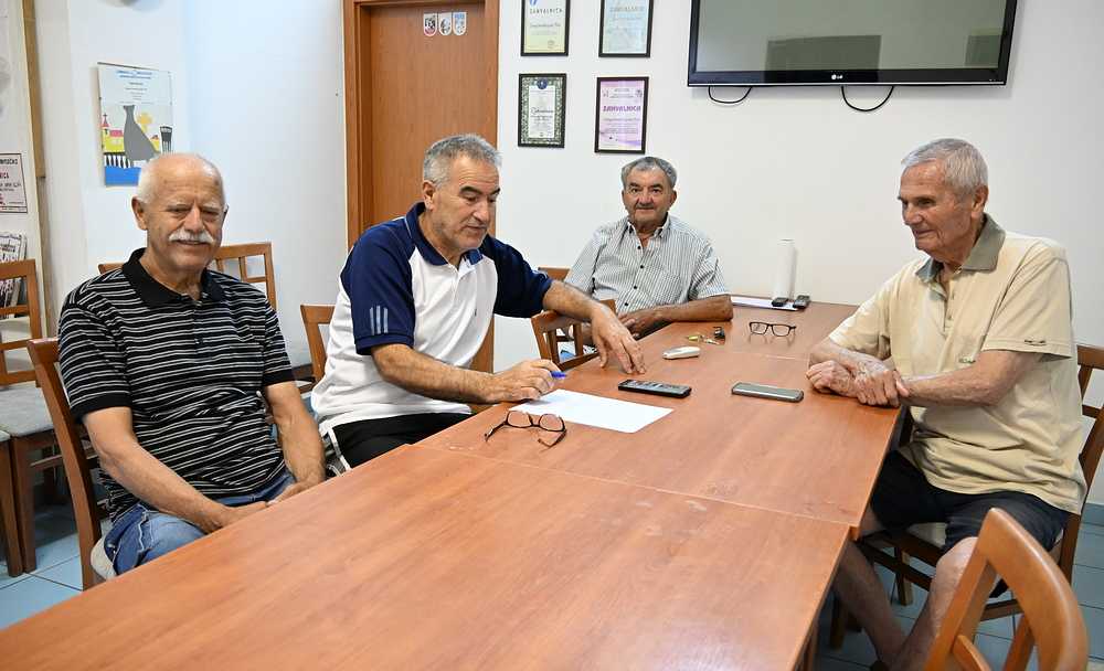 Ne stojimo iza bezobraznih i nekorektnih izjava o Vladi RH i premijeru Plenkoviću
