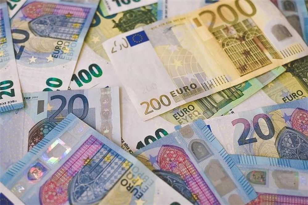 Koordiniranom akcijom policije dvojac uhićen istog dana zbog pokušaja protupravne naplate nepostojećeg duga