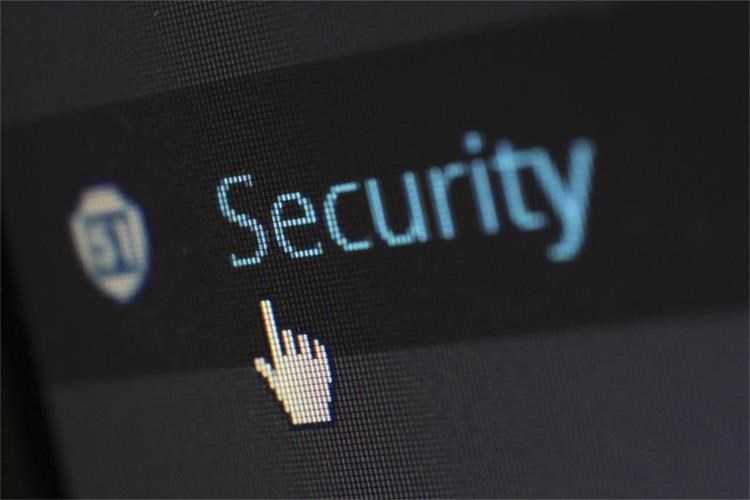 OPREZ! Stariji građanin prevaren za preko 4000 eura – stonska policija pronašla prevaranticu