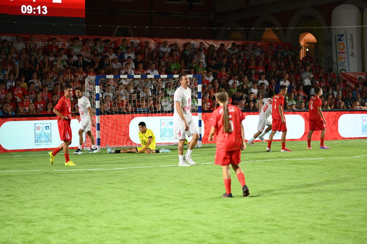 All-star nogometna utakmica na Prokurativama i Svečana ceremonija 30. godina Plazma Sportskih igara mladih u Hrvatskom narodnom kazalištu u Splitu