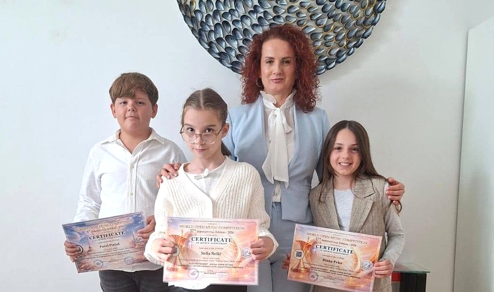 BRAVO ZA DIJANU PEKO, PAVELA PLEĆAŠA I SOFIU NEŠIĆ!